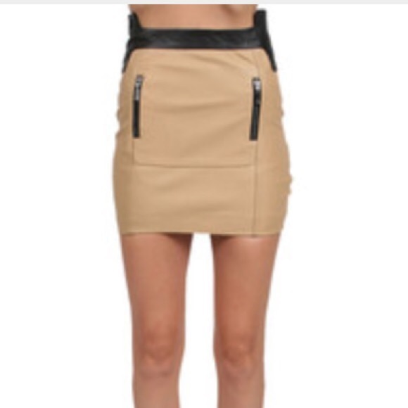Genuine leather, high waist mini skirt. - Picture 2 of 4